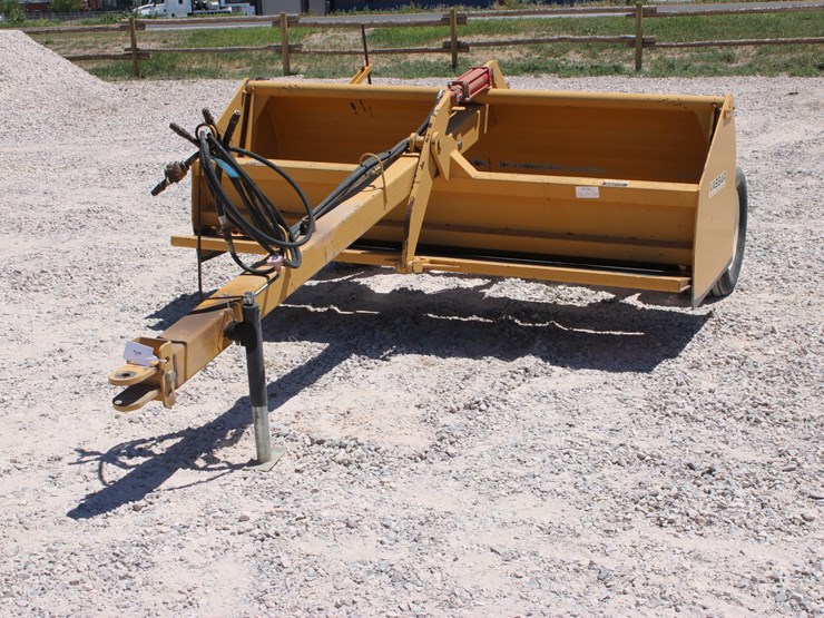 #1025-•-vasser-mfg.-8ft-1.5-yard-scraper-image-1
