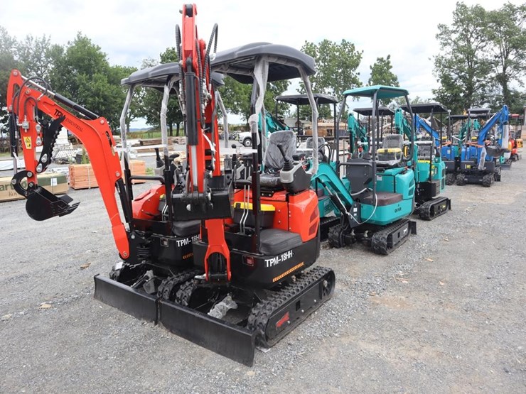 tpm-18hh-mini-excavator-image-3