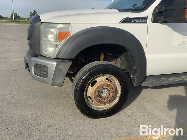 2015-ford-f550-xl-image-13