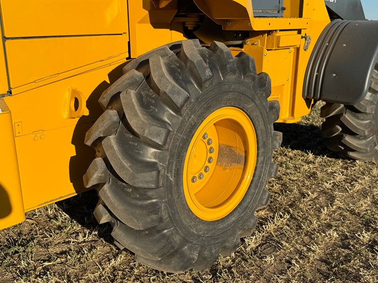 deere-544k-image-34
