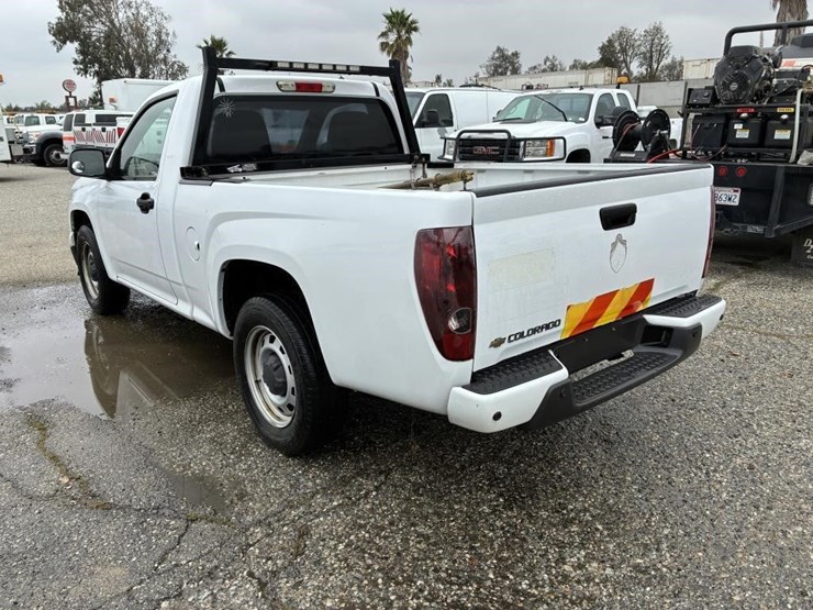 2011-chevrolet-colorado-image-4