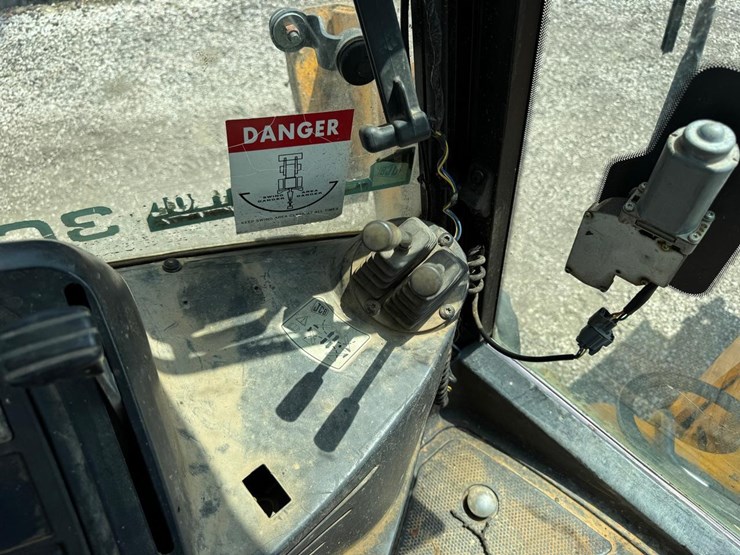 jcb-3cx14-image-31