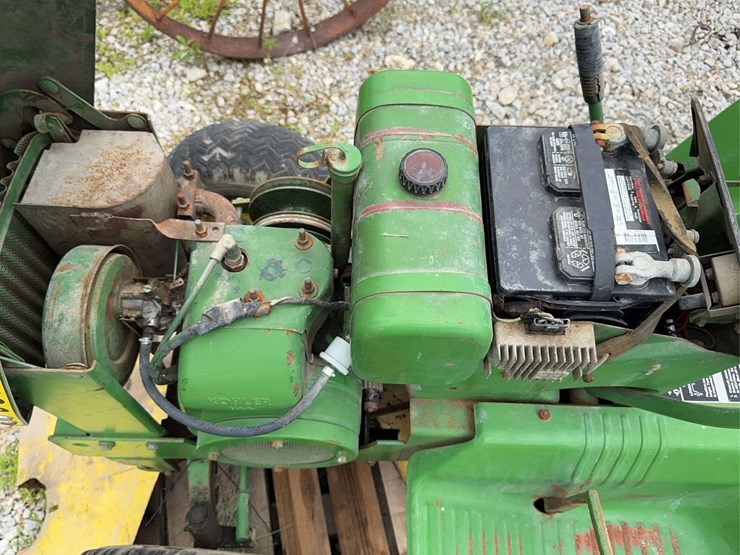 john-deere-110-image-24