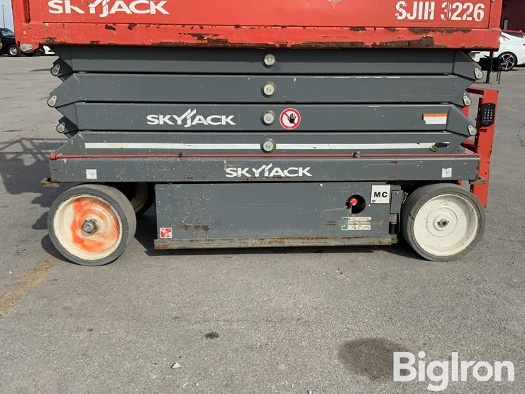 2018-skyjack-sjiii3226-image-16