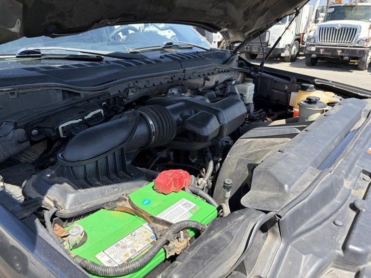 2017-ford-f250-xl-image-6