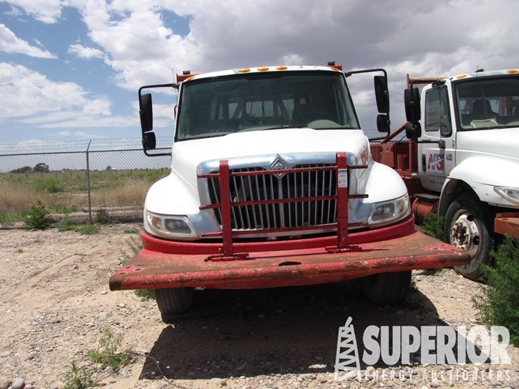 2006-international-durastar-4300-image-2