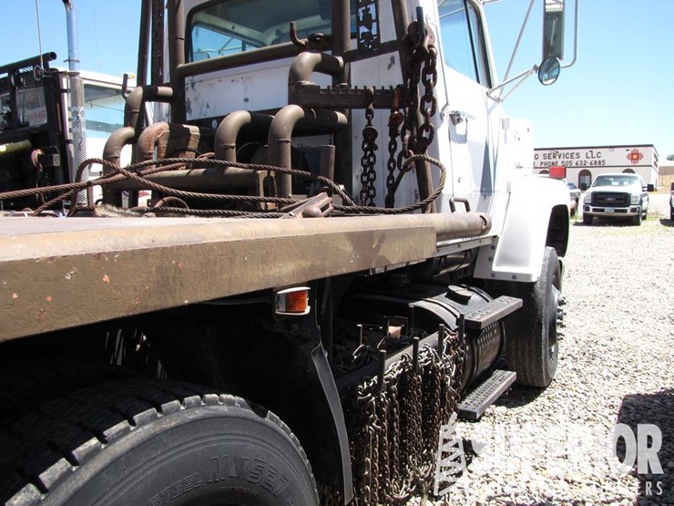 1990-ford-l8000-image-8