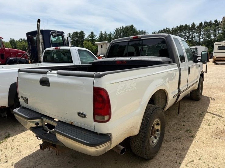2003-ford-f350-xlt-image-5