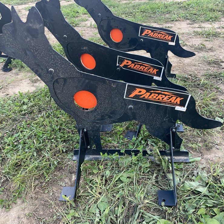 PABREAK Coyote Shaped Reactive Shooting Target