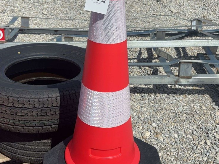 traffic-safety-cone-with-reflective-bands-and-weighted-base-image-2