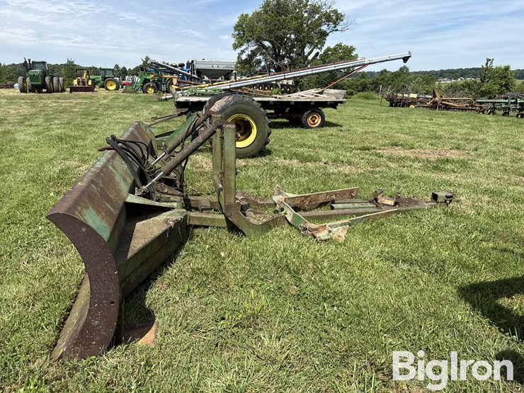 john-deere-00544-front-mount-blade-image-8