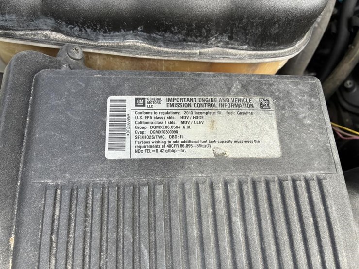 2013-chevrolet-silverado-2500-image-9