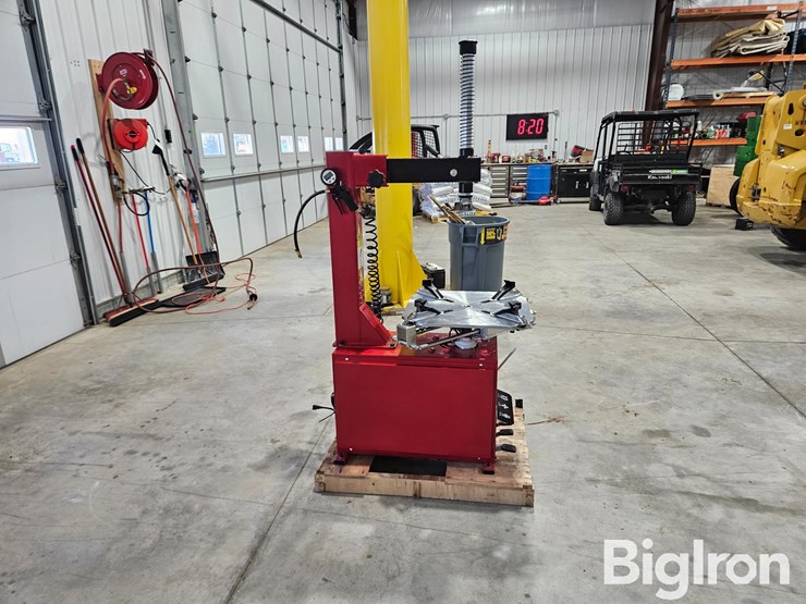 2026-powertek-pt-620-tire-changer-machine-image-4