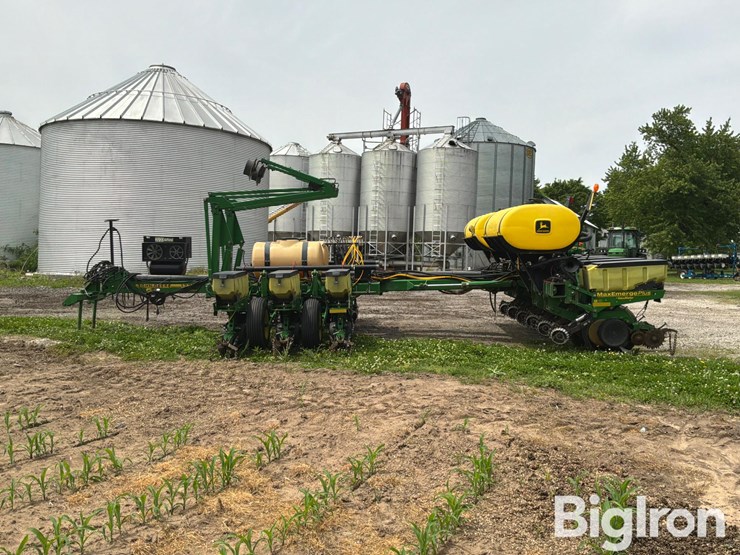 john-deere-1770-image-8