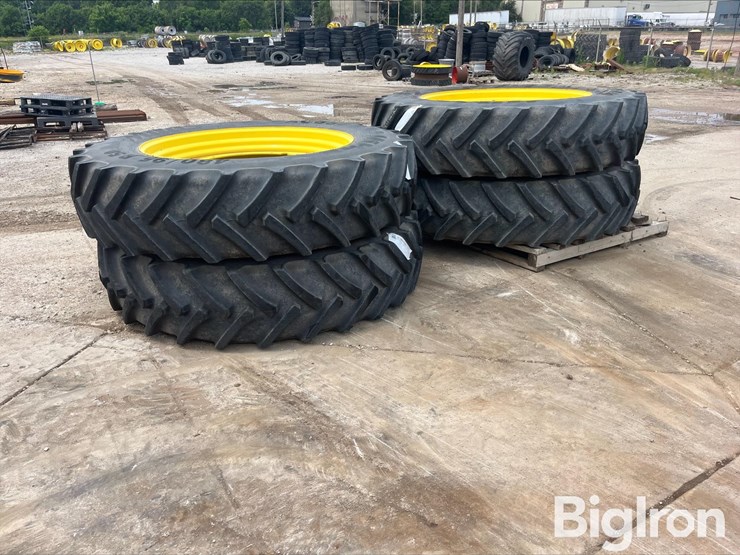 deere-tires-image-1
