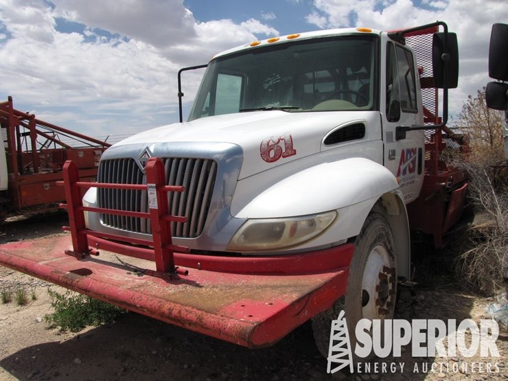 2006-international-durastar-4300-image-1