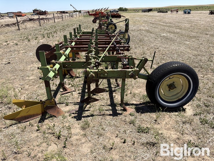 6r30"-cultivator-image-4