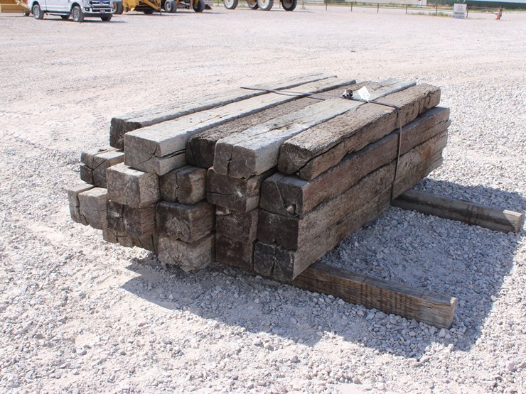 #2009-•-used-railroad-ties-(20-count)-image-1