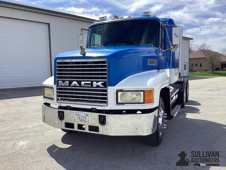 1998-mack-ch613-image-10