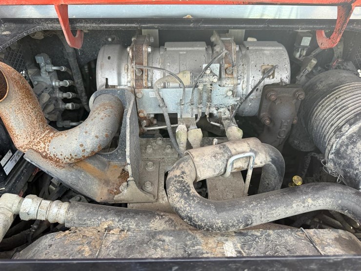 kubota-svl75-image-16