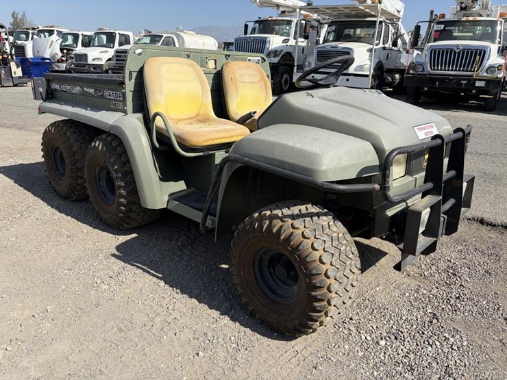 john-deere-gator-image-2