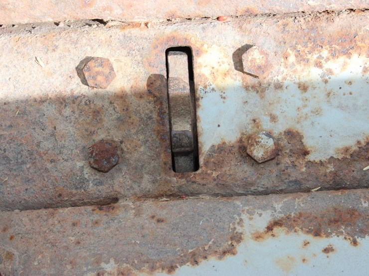 #1008-•-crustbuster-27ft-grain-drill-image-29
