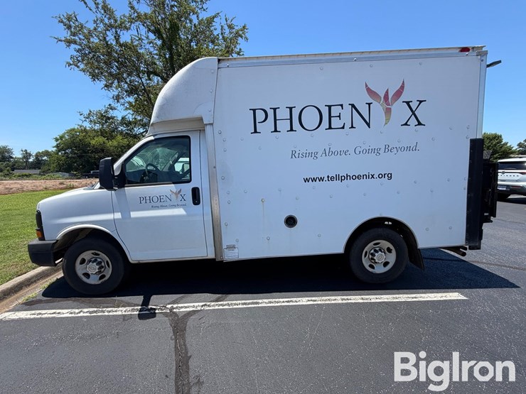2011-chevrolet-express-g3500-image-8