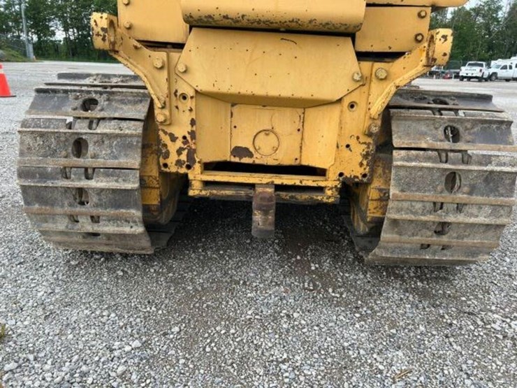 1985-john-deere-450e-image-21