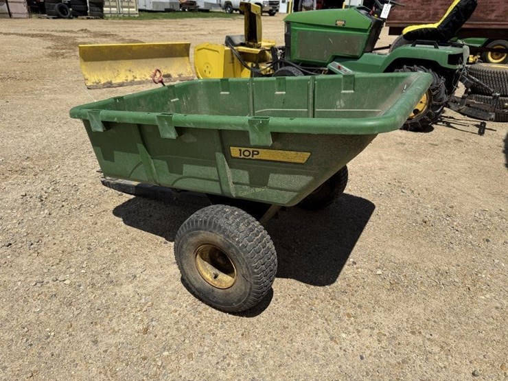 john-deere-10p-image-1