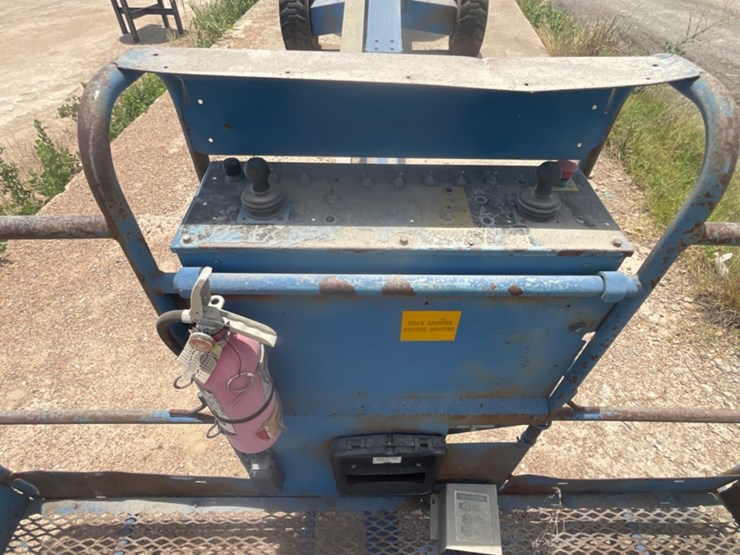 2008-genie-s40-image-3