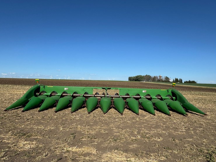 john-deere-612c-image-3