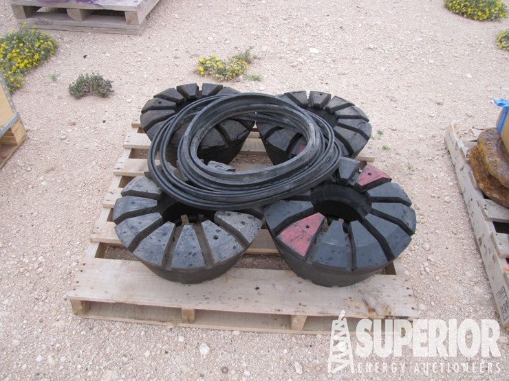 (1-96)-(4)-annular-bop-bladders,-w/-rubber-seals-image-1