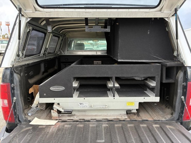 2009-chevrolet-2500hd-image-13