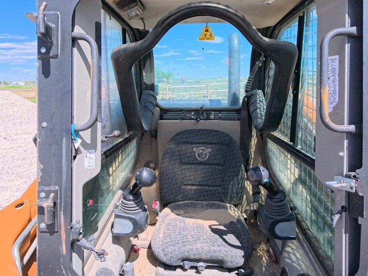 2019-case-tv370-image-32