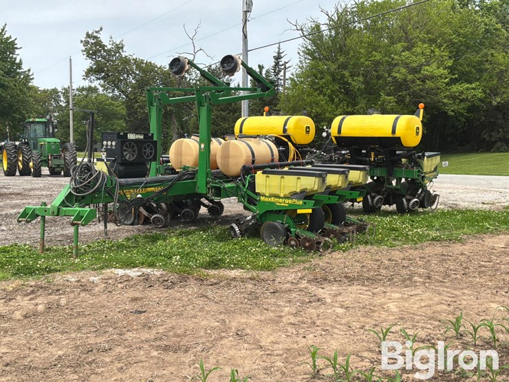 john-deere-1770-image-1