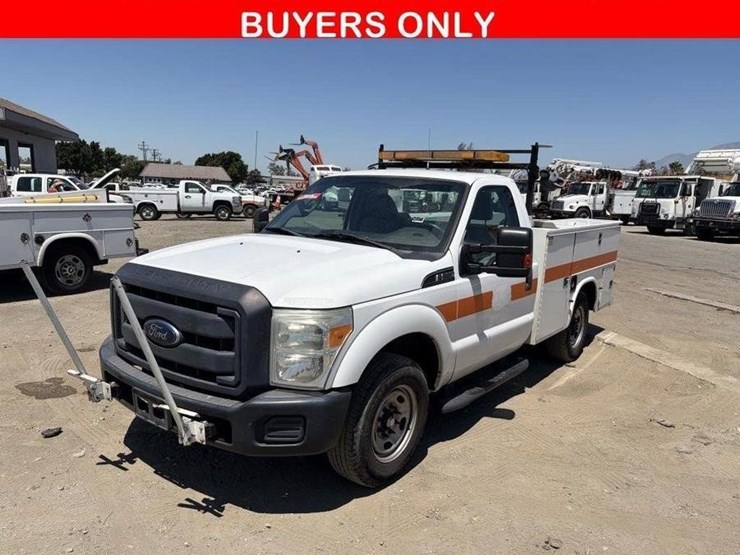 2014-ford-f250-image-1