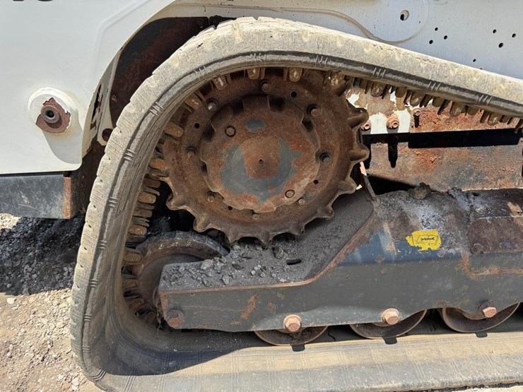 2023-bobcat-t770-image-20