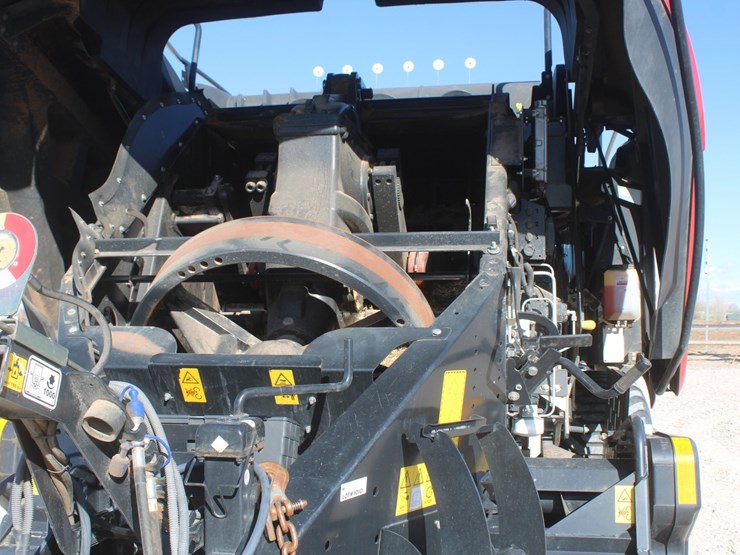 2019-case-ih-lb434xl-image-19