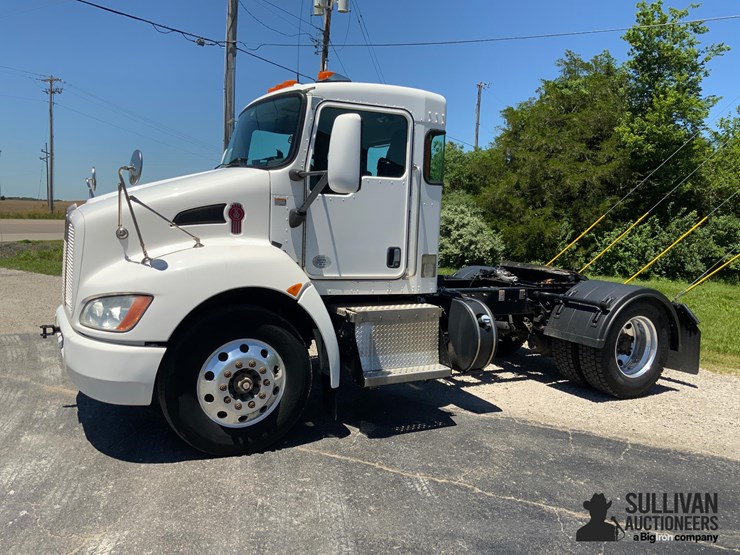 2017-kenworth-t370-image-1