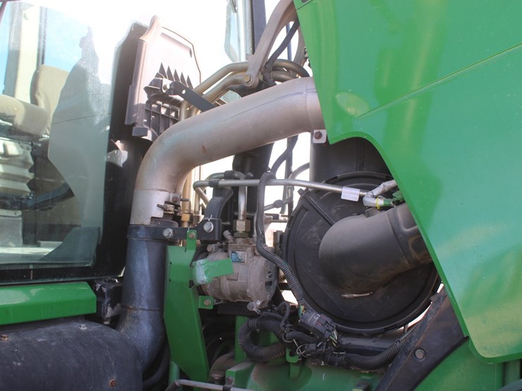 john-deere-8285r-image-41