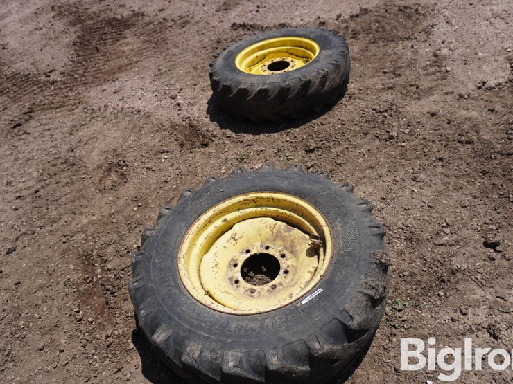 10.5-20-tires-w/8-bolt-rims-image-4
