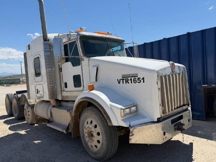 2015-kenworth-t800-image-2