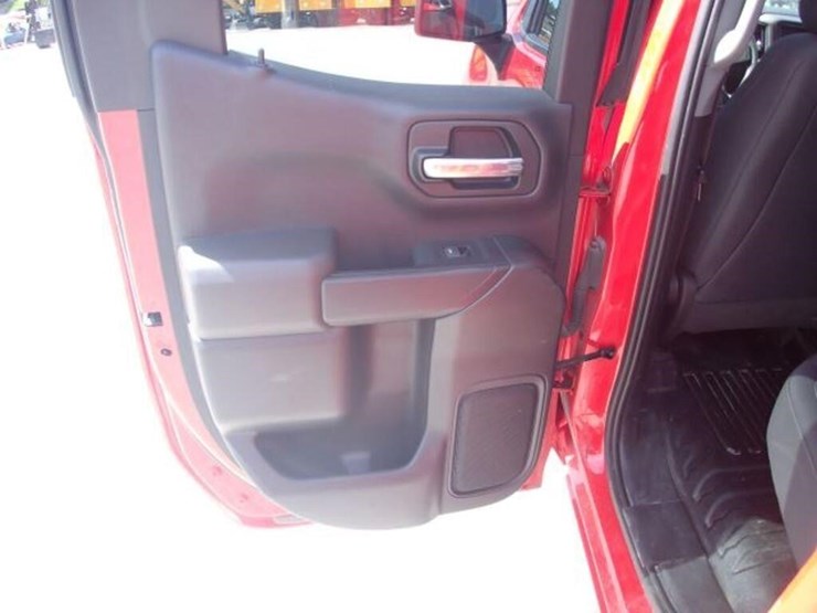 chevrolet-silverado-1500-image-27