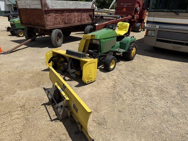 john-deere-425-image-7