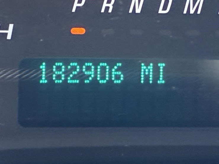 2017-utility-van-image-14