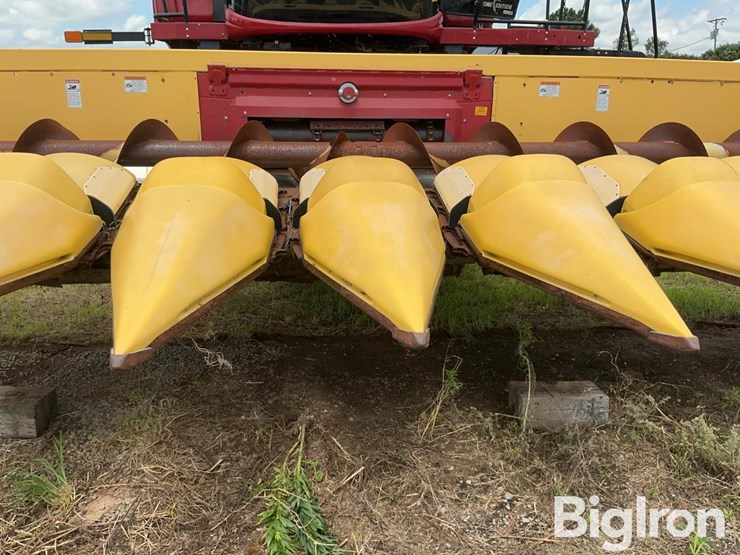 new-holland-98c-image-12