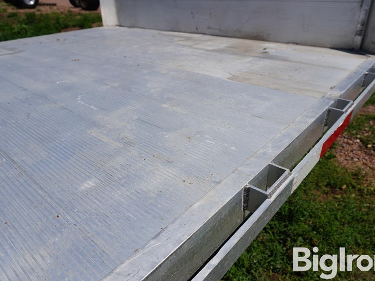 12'x101"-aluminum-flatbed-image-11