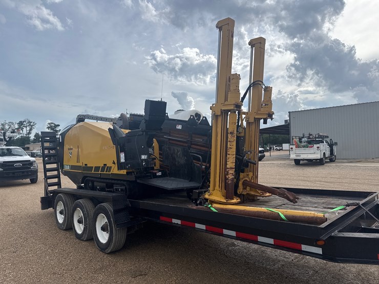 #3601-•-2020-vermeer-d23x30-series-iii-horizontal-directional-drill-image-3