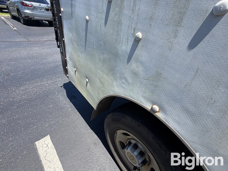 2011-chevrolet-express-g3500-image-17
