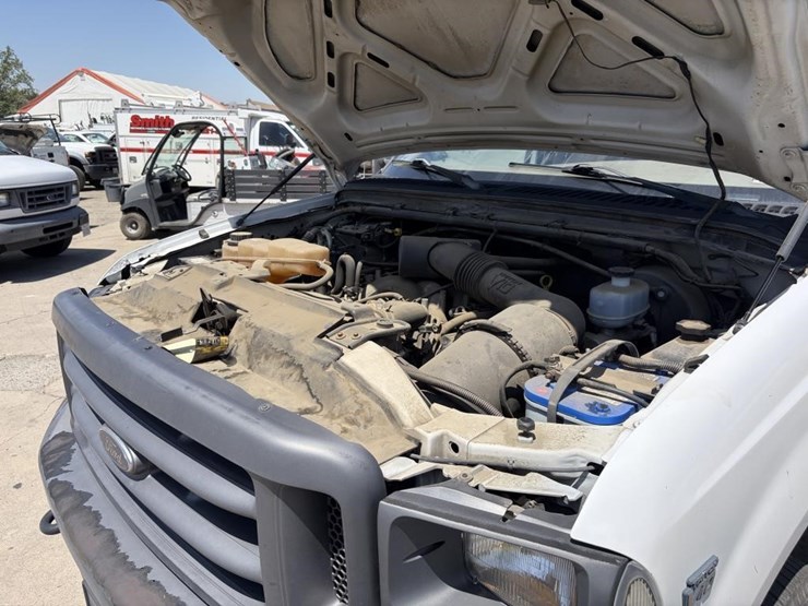 2004-ford-f350-image-7